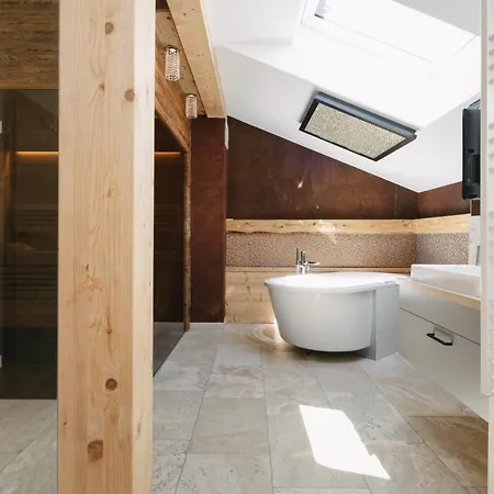Apart33 By Apart4you Aparthotel 4*
