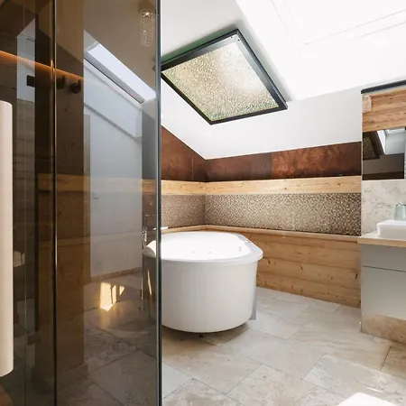 Apart33 By Apart4you Aparthotel 4*